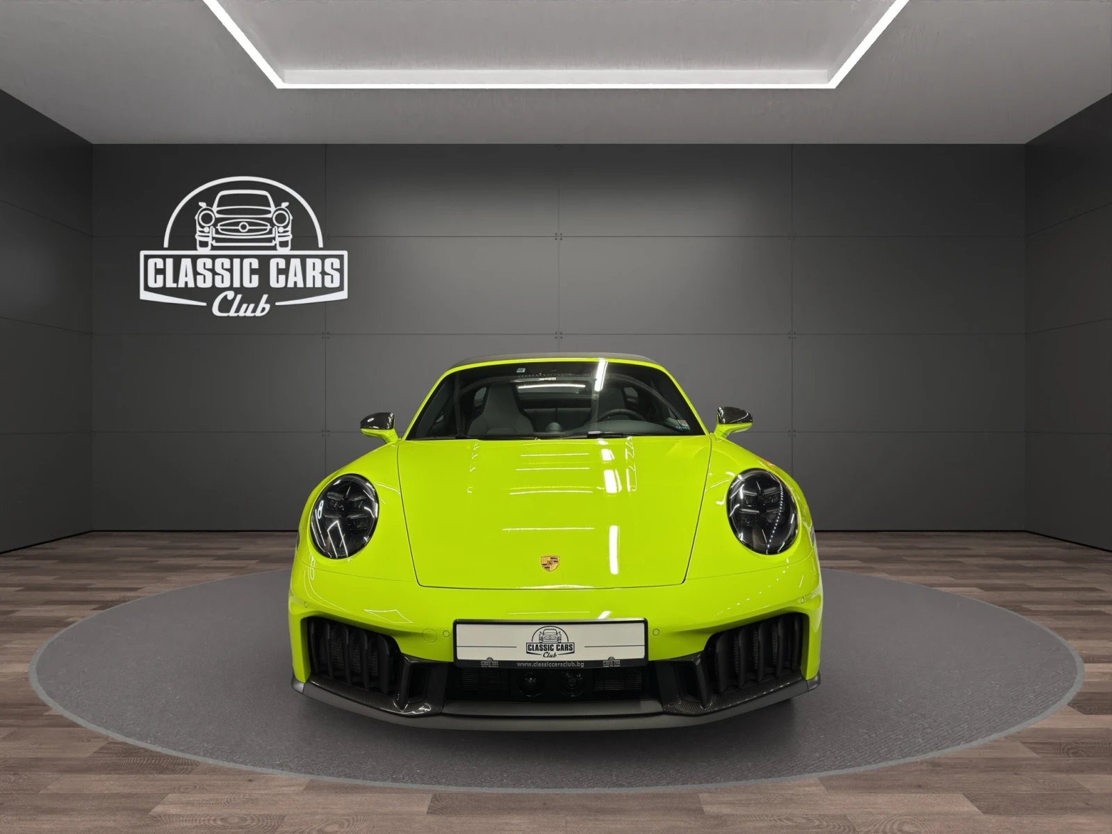 Porsche 911 4GTS PTS Acidgreen - изображение 8 | Auto.bg Porsche 911 4GTS PTS Acidgreen - изображение 8