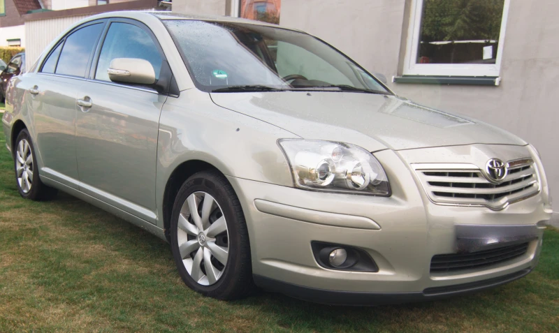 Toyota Avensis - 3590 € / 7021.43 лв. - 32996820 1 | Car24.bg Toyota Avensis - 3590 € / 7021.43 лв. - 32996820 1