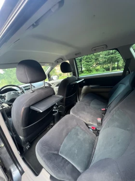 Mitsubishi Grandis 2.4ГАЗ* 7 места* Холандия* Пълна сервизна история - 4499 € / 8799.28 лв. - 40591585 10 | Car24.bg Mitsubishi Grandis 2.4ГАЗ* 7 места* Холандия* Пълна сервизна история - 4499 € / 8799.28 лв. - 40591585 10