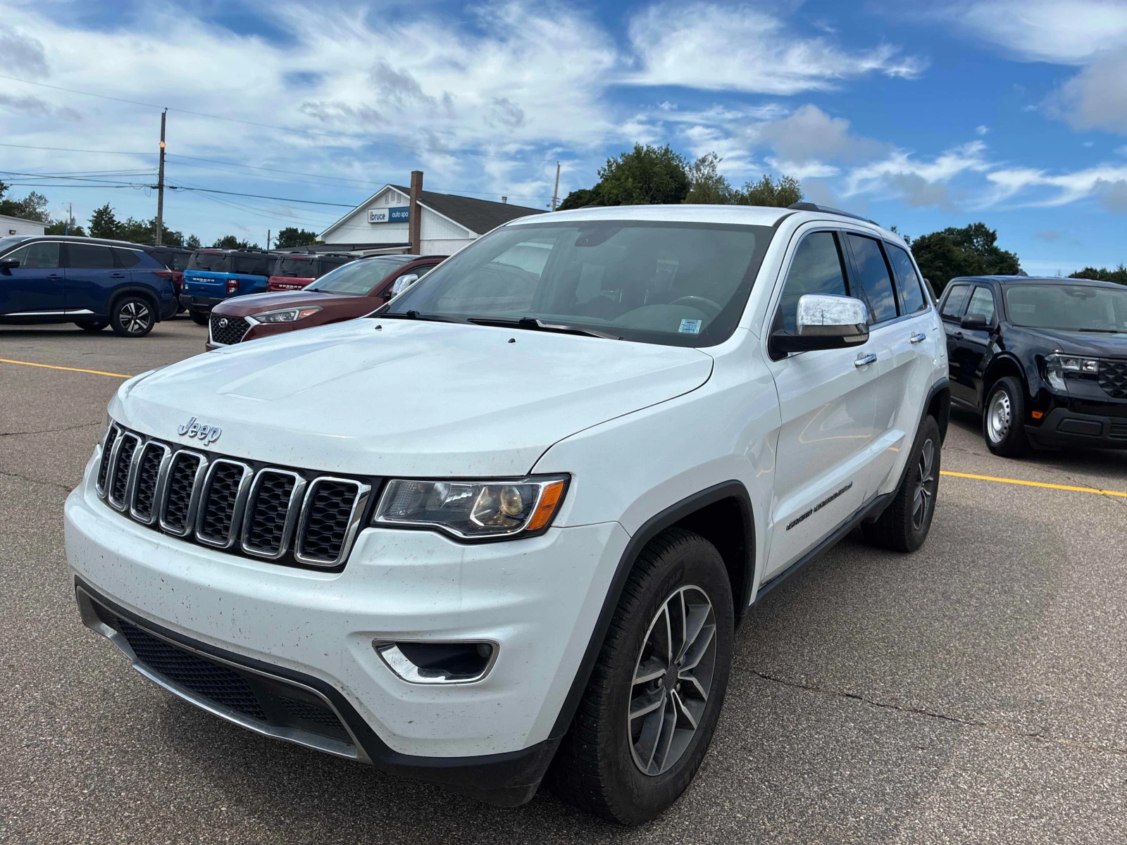 Jeep Grand cherokee * Limited * АВТОКРЕДИТ БЕЗ ПЪРВОНАЧАЛНА ВНОСКА | Auto.bg — изображение 1 Jeep Grand cherokee * Limited * АВТОКРЕДИТ БЕЗ ПЪРВОНАЧАЛНА ВНОСКА | Auto.bg — изображение 1