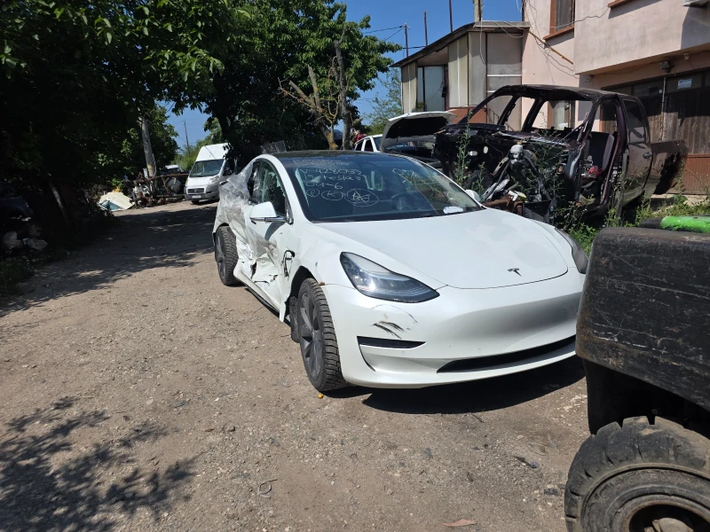 Tesla Model 3 - 9000 € / 17602.47 лв. - 97168590 1 | Car24.bg Tesla Model 3 - 9000 € / 17602.47 лв. - 97168590 1