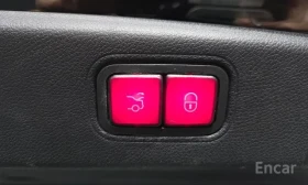 Mercedes-Benz CLS 400 D/AMG/ПОДГРЕВ/ОБДУХВАНЕ/360/ПАНО/ДИСТРОНИК/HUD/ | Auto.bg — изображение 16 Mercedes-Benz CLS 400 D/AMG/ПОДГРЕВ/ОБДУХВАНЕ/360/ПАНО/ДИСТРОНИК/HUD/ | Auto.bg — изображение 16