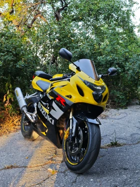 Suzuki Gsxr Gsxr 750 | Auto.bg — изображение 3 Suzuki Gsxr Gsxr 750 | Auto.bg — изображение 3