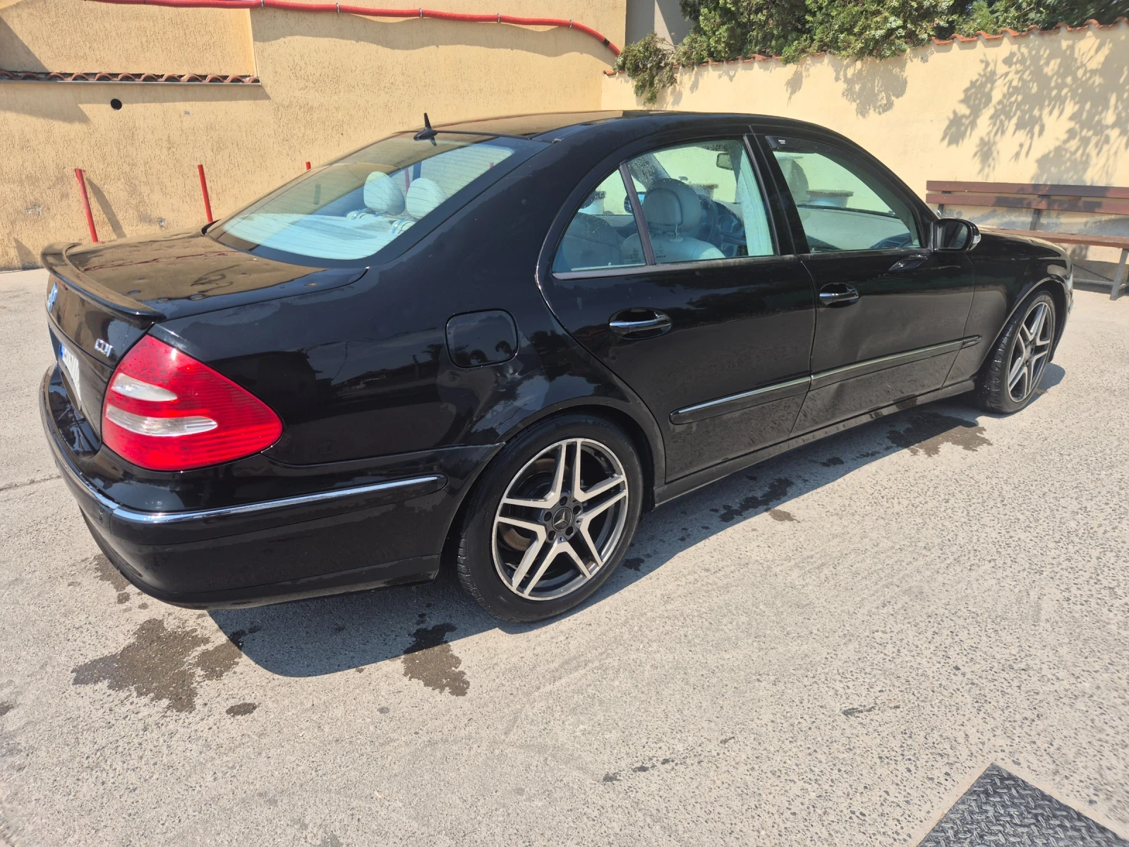 Mercedes-Benz E 320 E 320 | Auto.bg — изображение 1 Mercedes-Benz E 320 E 320 | Auto.bg — изображение 1