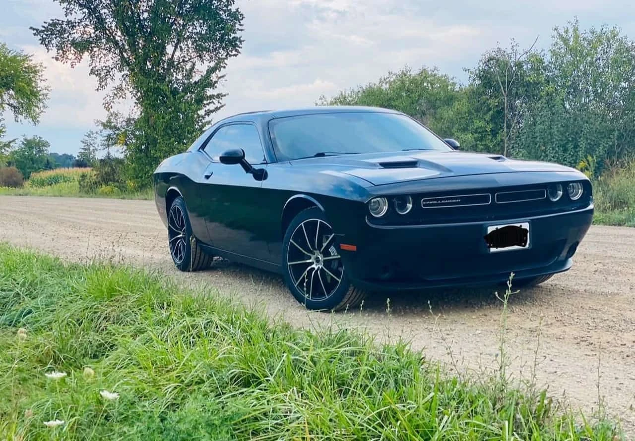 Dodge Challenger * CARFAX * ЦЕНА ДО БГ | Auto.bg — изображение 1 Dodge Challenger * CARFAX * ЦЕНА ДО БГ | Auto.bg — изображение 1