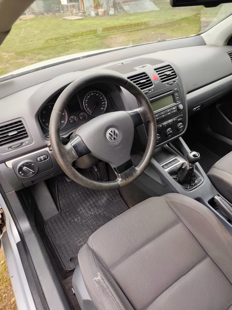 VW Golf - 4300 лв. / 2198.56 € - 65012928 1 | Car24.bg VW Golf - 4300 лв. / 2198.56 € - 65012928 1