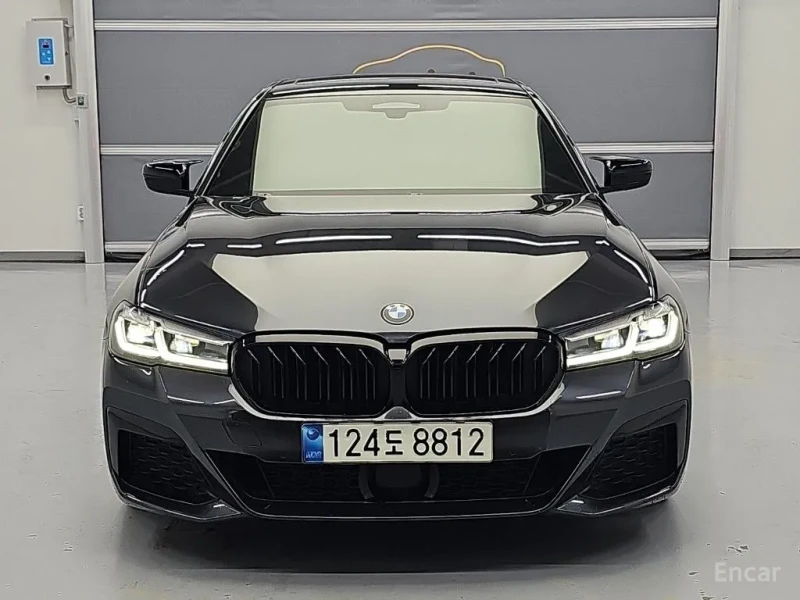 BMW 520 i* M SPORT* ХЕДЪП* ДИСТРОНИК* ШИБИДАХ* КРАЙНА ЦЕНА - 24400 € - 81700043 1 | Car24.bg BMW 520 i* M SPORT* ХЕДЪП* ДИСТРОНИК* ШИБИДАХ* КРАЙНА ЦЕНА - 24400 € - 81700043 1