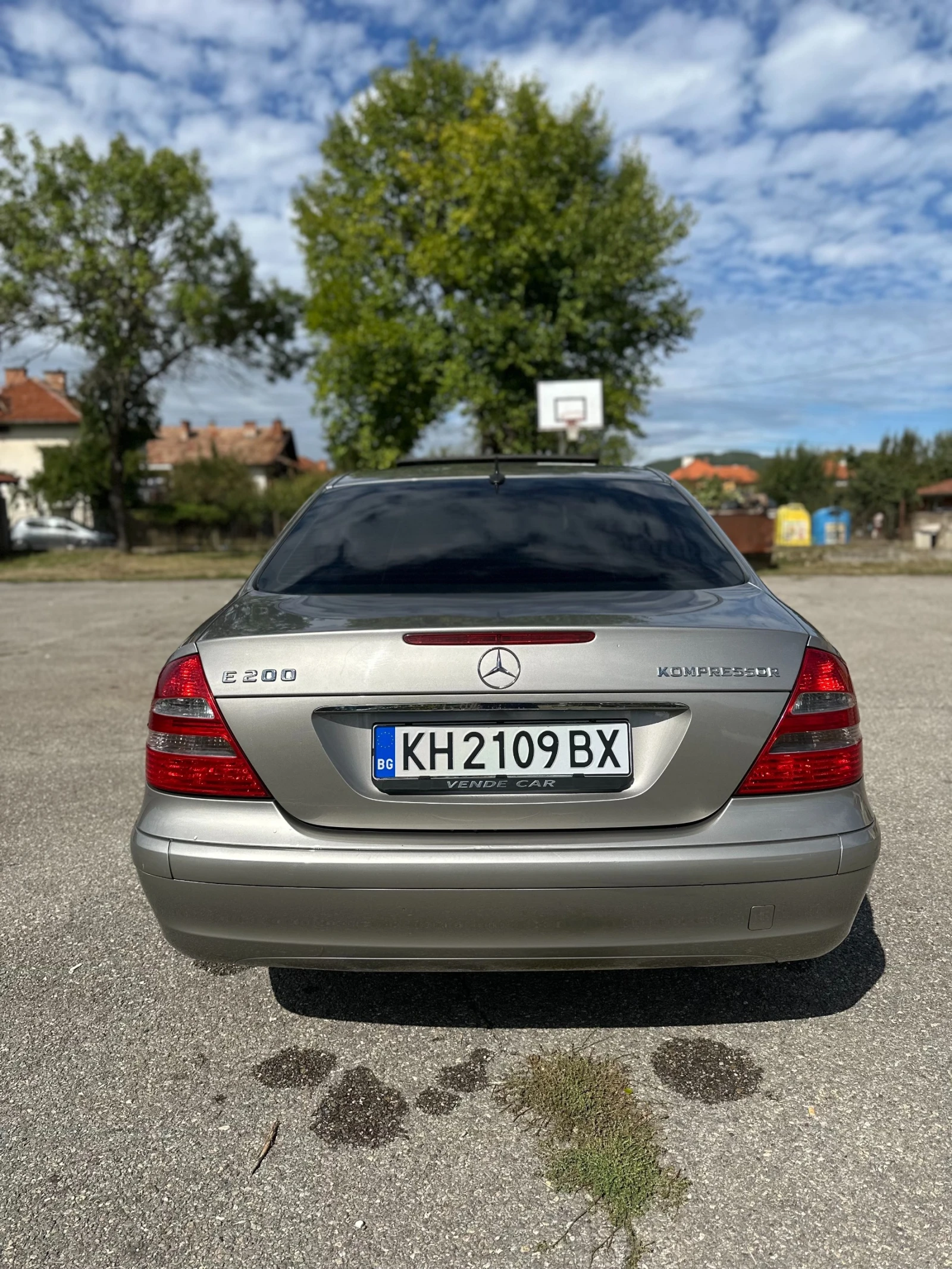 Mercedes-Benz E 200 KOMPRESSOR - изображение 3 | Auto.bg Mercedes-Benz E 200 KOMPRESSOR - изображение 3