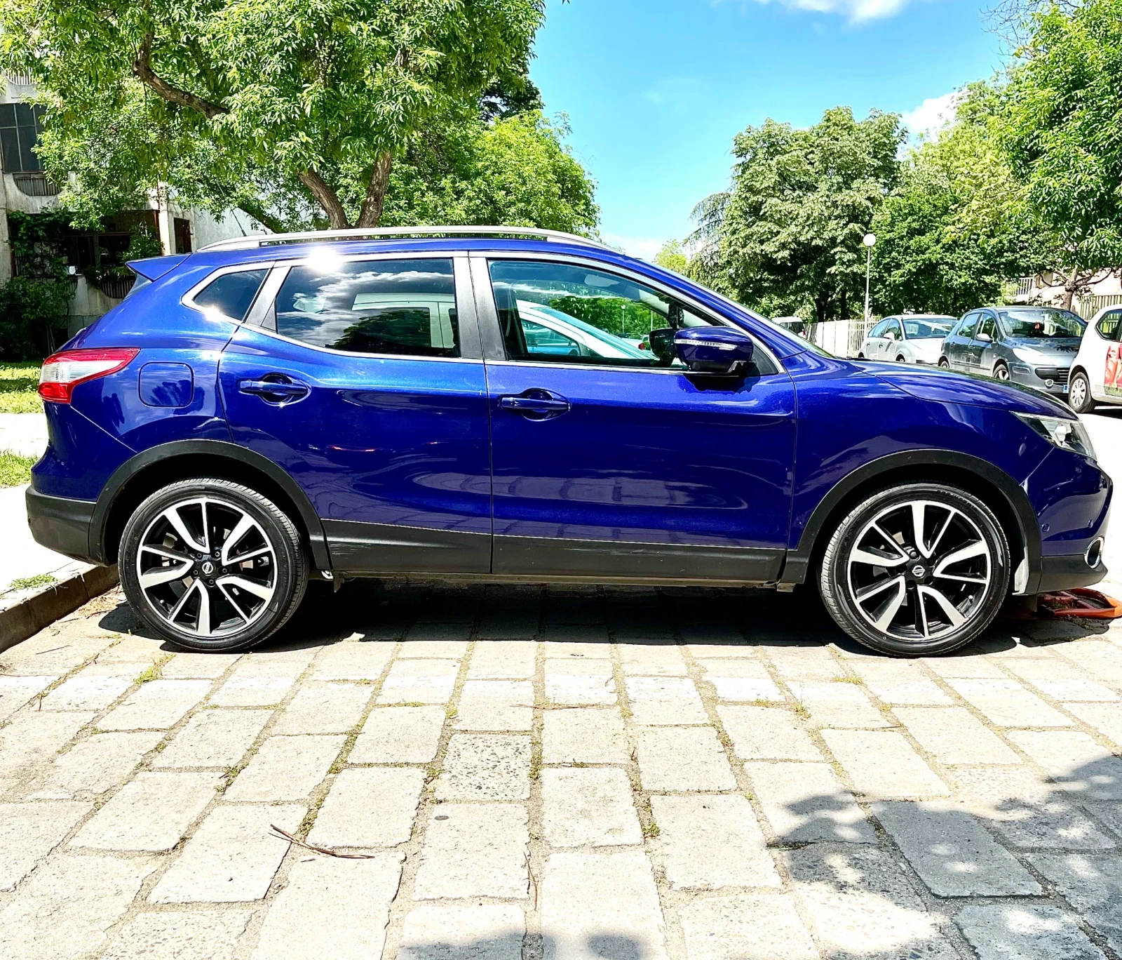 Nissan Qashqai 1.2 90000km! Отличен!PANORAMA!FULL! - изображение 8 | Auto.bg Nissan Qashqai 1.2 90000km! Отличен!PANORAMA!FULL! - изображение 8