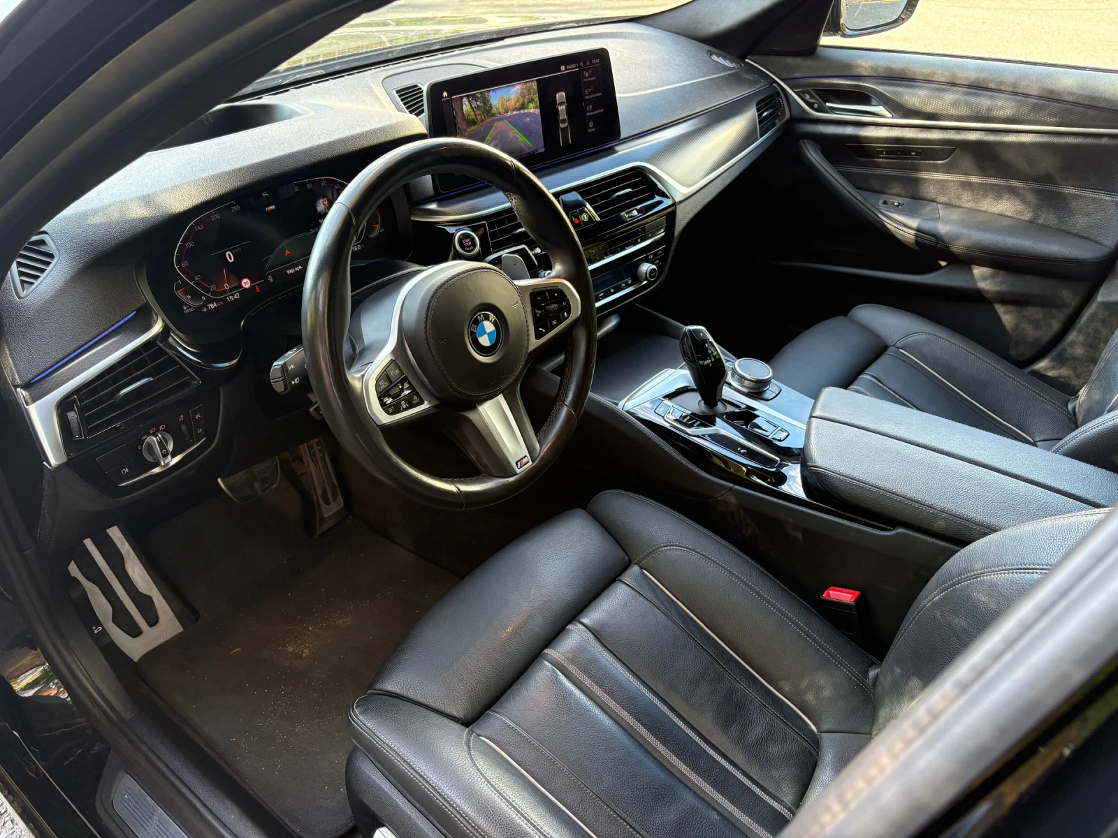 BMW 530 X-DRIVE DIESEL HYBRID M-PACK - изображение 4 | Auto.bg BMW 530 X-DRIVE DIESEL HYBRID M-PACK - изображение 4