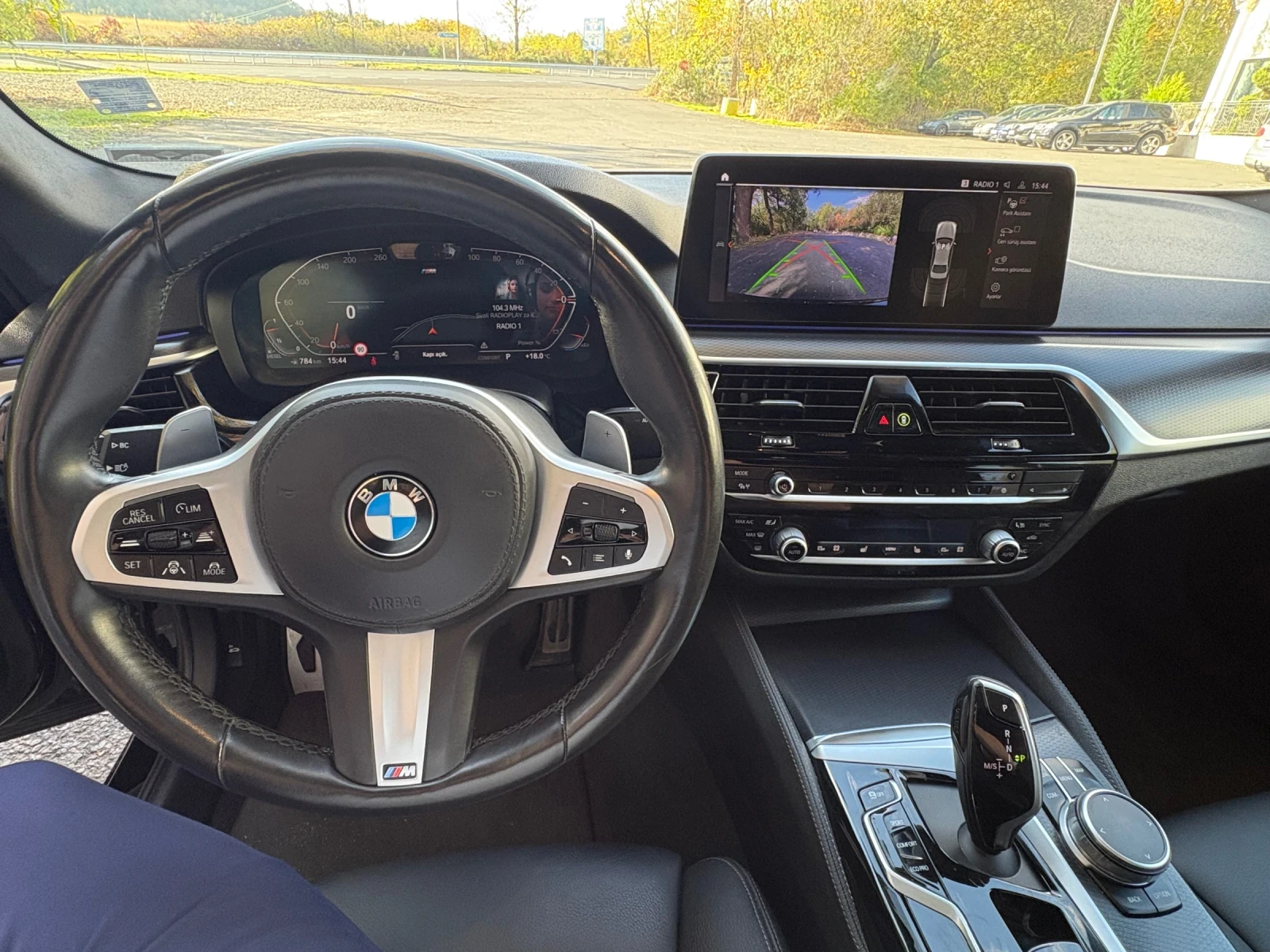 BMW 530 X-DRIVE DIESEL HYBRID M-PACK - изображение 9 | Auto.bg BMW 530 X-DRIVE DIESEL HYBRID M-PACK - изображение 9