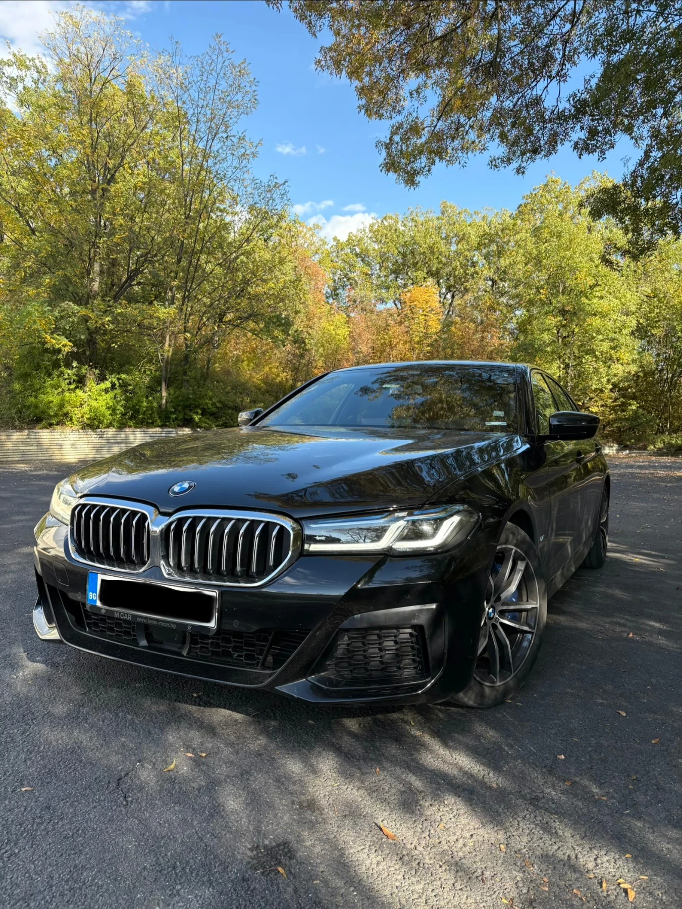 BMW 530 X-DRIVE DIESEL HYBRID M-PACK - изображение 3 | Auto.bg BMW 530 X-DRIVE DIESEL HYBRID M-PACK - изображение 3