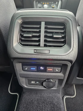 VW Tiguan Allspace Highline 4Motion 2.0tdi 200кс Панорама DCC - 42900 лв. / 21934.42 € - 48581364 16 | Car24.bg VW Tiguan Allspace Highline 4Motion 2.0tdi 200кс Панорама DCC - 42900 лв. / 21934.42 € - 48581364 16