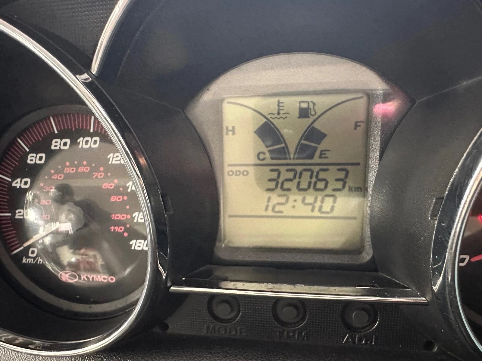 Kymco Downtown 300i 09.2013г. - изображение 2 | Auto.bg Kymco Downtown 300i 09.2013г. - изображение 2