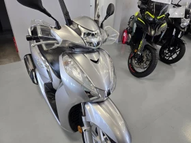 Honda Sh 300ie, ABS, Led, Keyless! | Auto.bg — изображение 8 Honda Sh 300ie, ABS, Led, Keyless! | Auto.bg — изображение 8