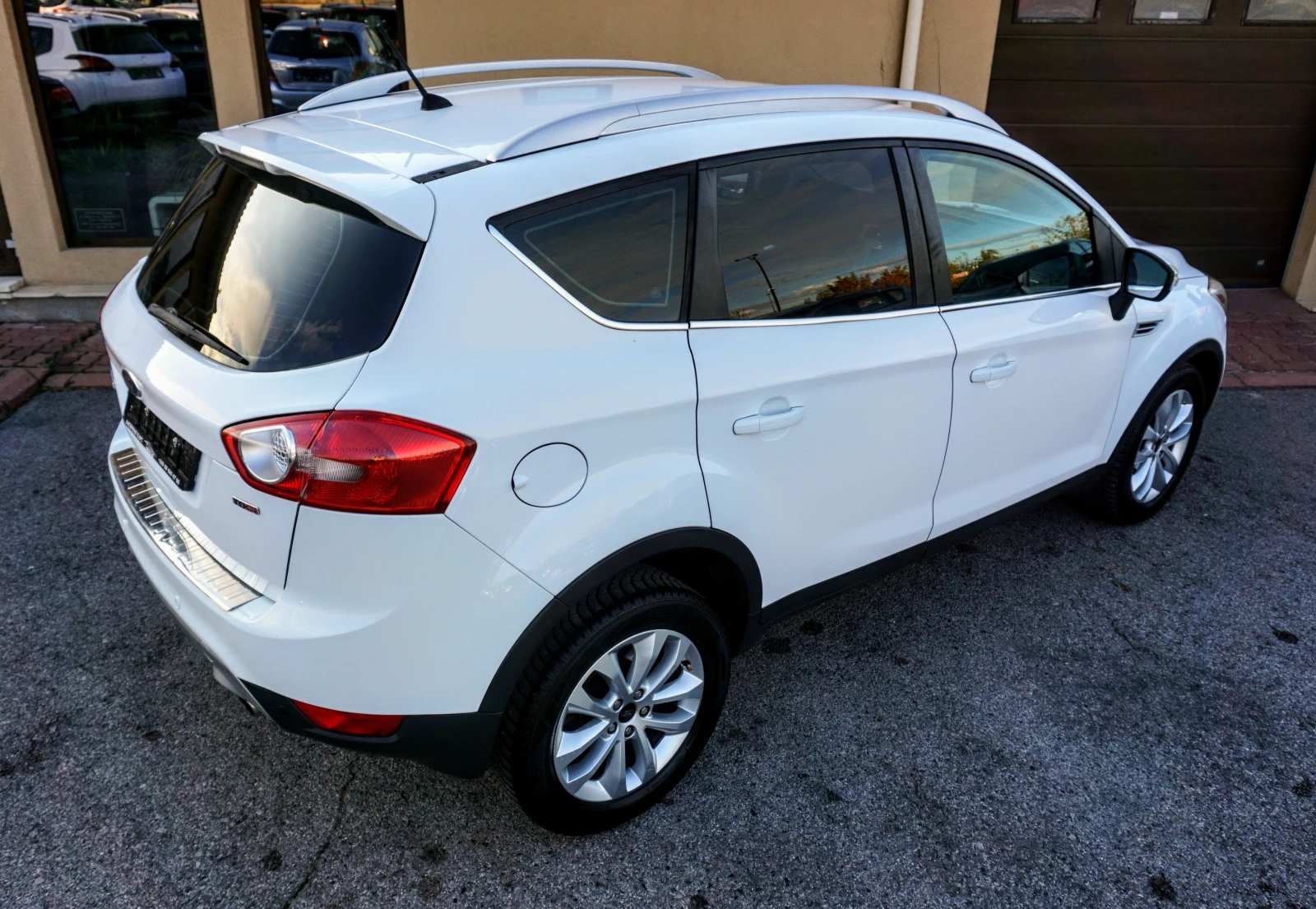 Ford Kuga 2.0TDCI 4WD AUTO TITANIUM  - изображение 3 | Auto.bg Ford Kuga 2.0TDCI 4WD AUTO TITANIUM  - изображение 3