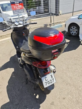 Piaggio Beverly undefined | Auto.bg — изображение 7 Piaggio Beverly undefined | Auto.bg — изображение 7