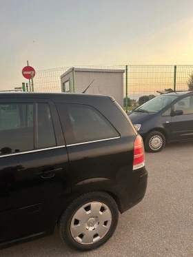 Opel Zafira 2.2 бензин | Auto.bg — изображение 17 Opel Zafira 2.2 бензин | Auto.bg — изображение 17