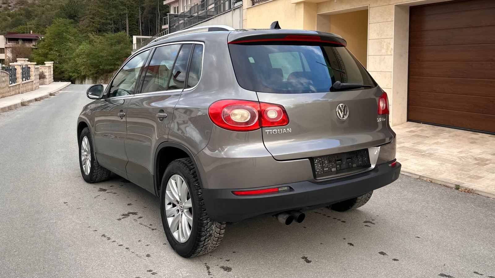 VW Tiguan 2.0TDI Sport Style 4motion - изображение 6 | Auto.bg VW Tiguan 2.0TDI Sport Style 4motion - изображение 6