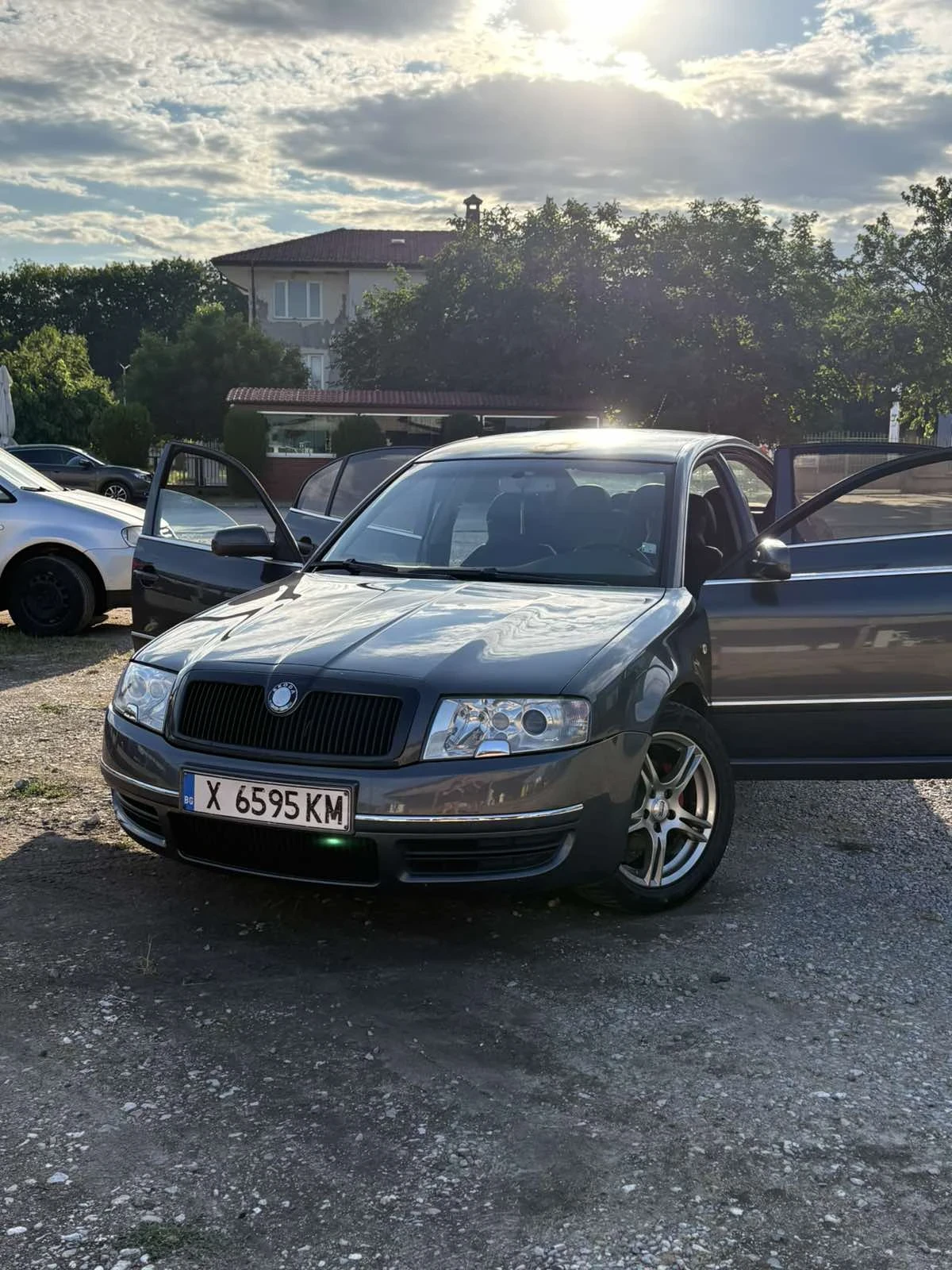 Skoda Superb undefined | Auto.bg — изображение 1 Skoda Superb undefined | Auto.bg — изображение 1