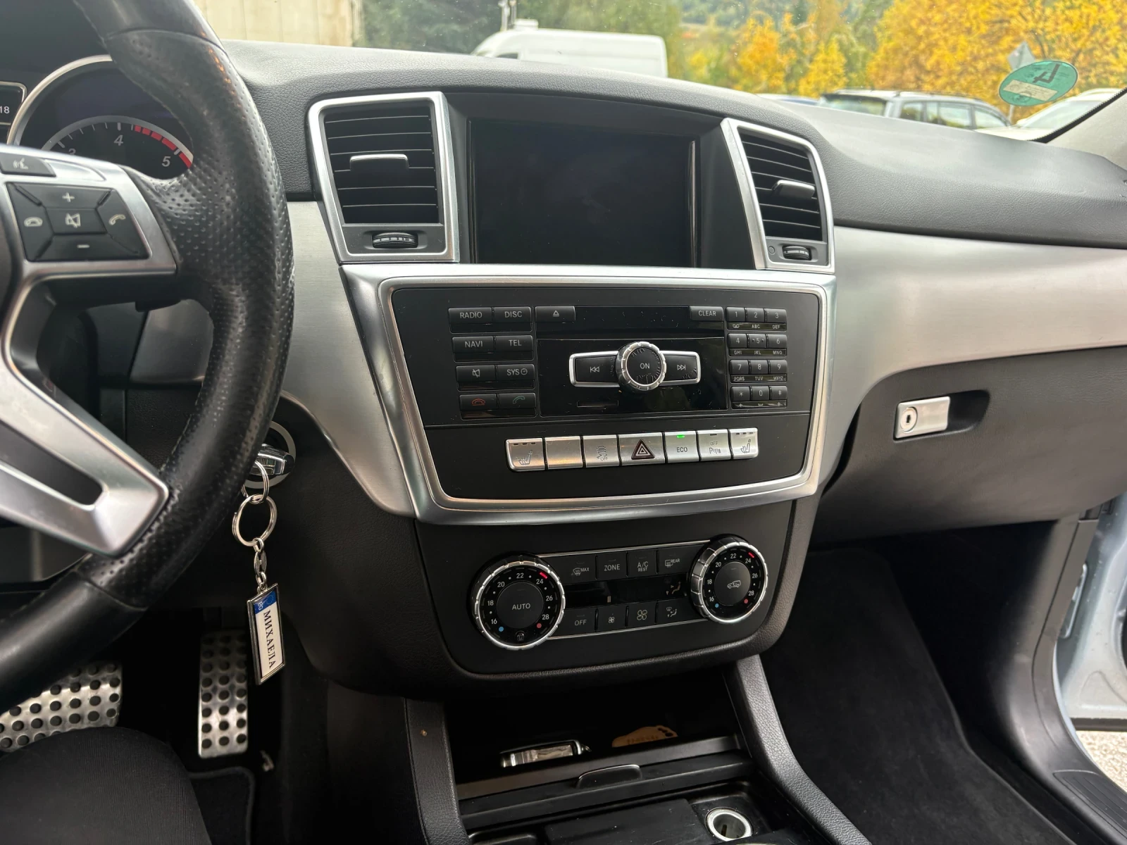 Mercedes-Benz ML 350 Джип - изображение 5 | Auto.bg Mercedes-Benz ML 350 Джип - изображение 5