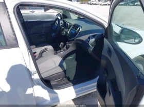 Chevrolet Bolt 1.8L I-4 DOHC, VVT, 138HP Front Wheel Drive - 13100 лв. / 6697.92 € - 74329920 5 | Car24.bg Chevrolet Bolt 1.8L I-4 DOHC, VVT, 138HP Front Wheel Drive - 13100 лв. / 6697.92 € - 74329920 5