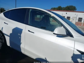 Tesla Model Y LONG RANGE DUAL MOTOR AWD - 22600 € / 44201.76 лв. - 26109814 9 | Car24.bg Tesla Model Y LONG RANGE DUAL MOTOR AWD - 22600 € / 44201.76 лв. - 26109814 9