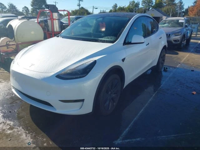 Tesla Model Y LONG RANGE DUAL MOTOR AWD - 22600 € / 44201.76 лв. - 26109814 1 | Car24.bg Tesla Model Y LONG RANGE DUAL MOTOR AWD - 22600 € / 44201.76 лв. - 26109814 1