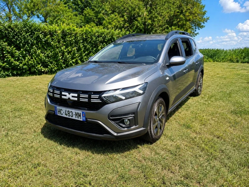 Dacia Jogger Газ 6+ 1 - 16300 € / 31880.03 лв. - 24021594 1 | Car24.bg Dacia Jogger Газ 6+ 1 - 16300 € / 31880.03 лв. - 24021594 1