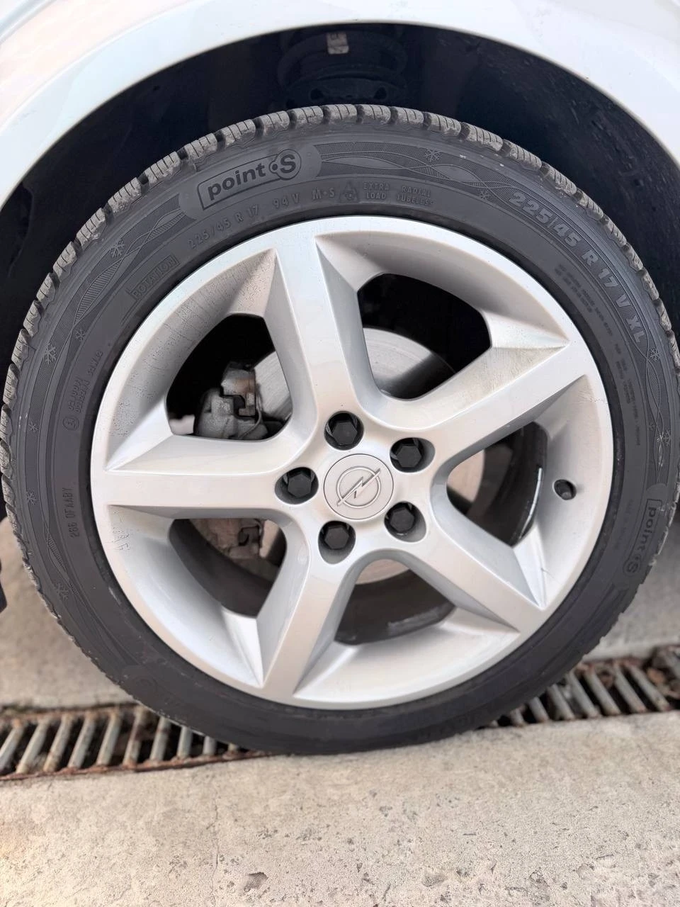 Opel Astra 1.6i Cabrio Cosmo - изображение 6 | Auto.bg Opel Astra 1.6i Cabrio Cosmo - изображение 6