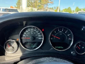 Jeep Wrangler SAHARA/CARFAX/ФИНАНСИРАНЕ | Auto.bg — изображение 8 Jeep Wrangler SAHARA/CARFAX/ФИНАНСИРАНЕ | Auto.bg — изображение 8