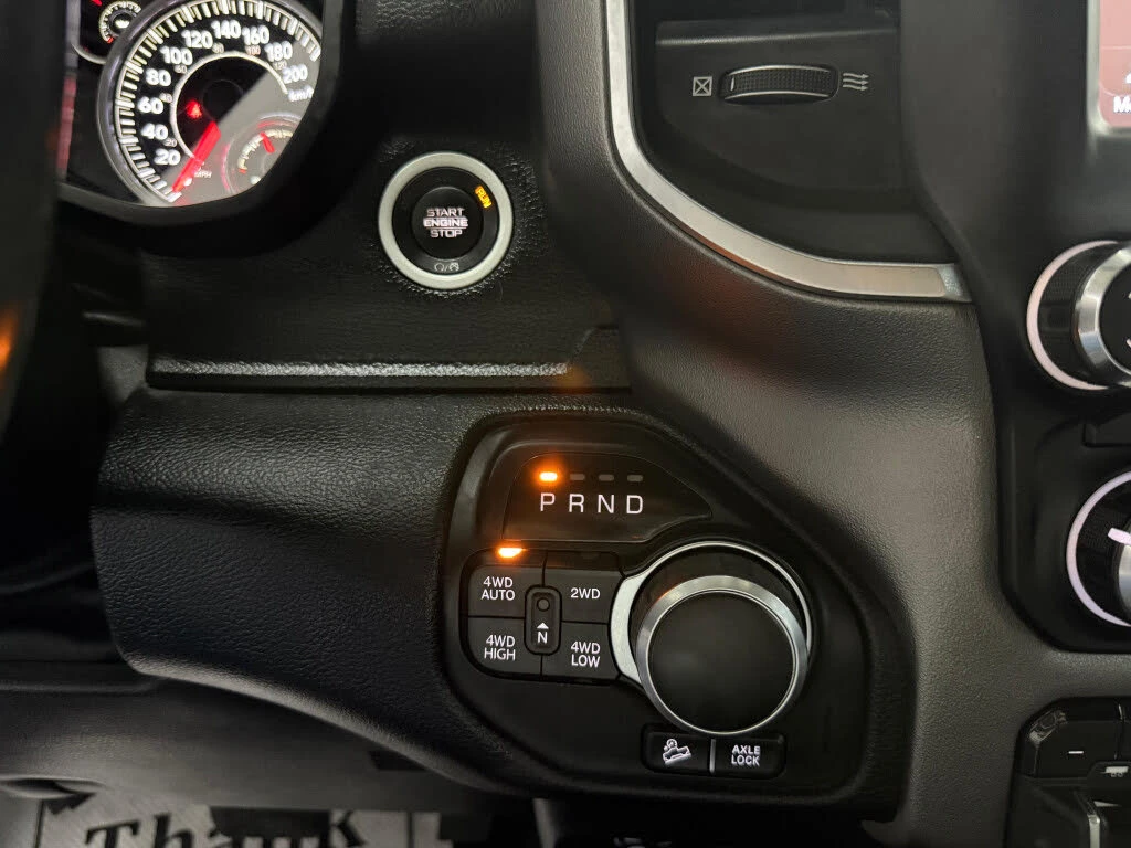 Dodge RAM 1500 Big Horn CARPLAY* ПОДГРЕВ* CAM* KEYLESS*  - изображение 9 | Auto.bg Dodge RAM 1500 Big Horn CARPLAY* ПОДГРЕВ* CAM* KEYLESS*  - изображение 9