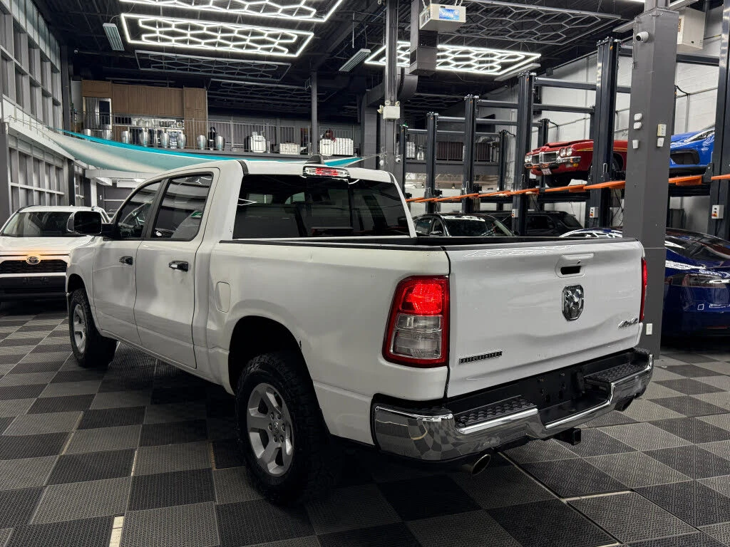 Dodge RAM 1500 Big Horn CARPLAY* ПОДГРЕВ* CAM* KEYLESS*  - изображение 4 | Auto.bg Dodge RAM 1500 Big Horn CARPLAY* ПОДГРЕВ* CAM* KEYLESS*  - изображение 4