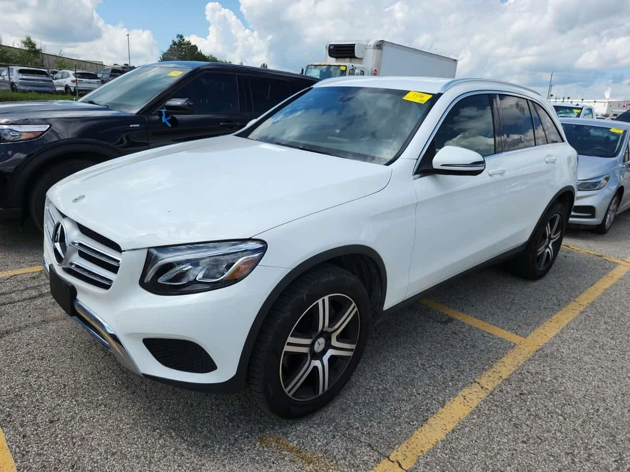 Mercedes-Benz GLC 300 * CARFAX * АВТОКРЕДИТ БЕЗ ПЪРВОНАЧАЛНА ВНОСКА | Auto.bg — изображение 1 Mercedes-Benz GLC 300 * CARFAX * АВТОКРЕДИТ БЕЗ ПЪРВОНАЧАЛНА ВНОСКА | Auto.bg — изображение 1