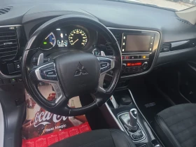Mitsubishi Outlander 2.5, Plug Hibrid, 4WD, Top - 29700 лв. / 15185.37 € - 79037312 3 | Car24.bg Mitsubishi Outlander 2.5, Plug Hibrid, 4WD, Top - 29700 лв. / 15185.37 € - 79037312 3
