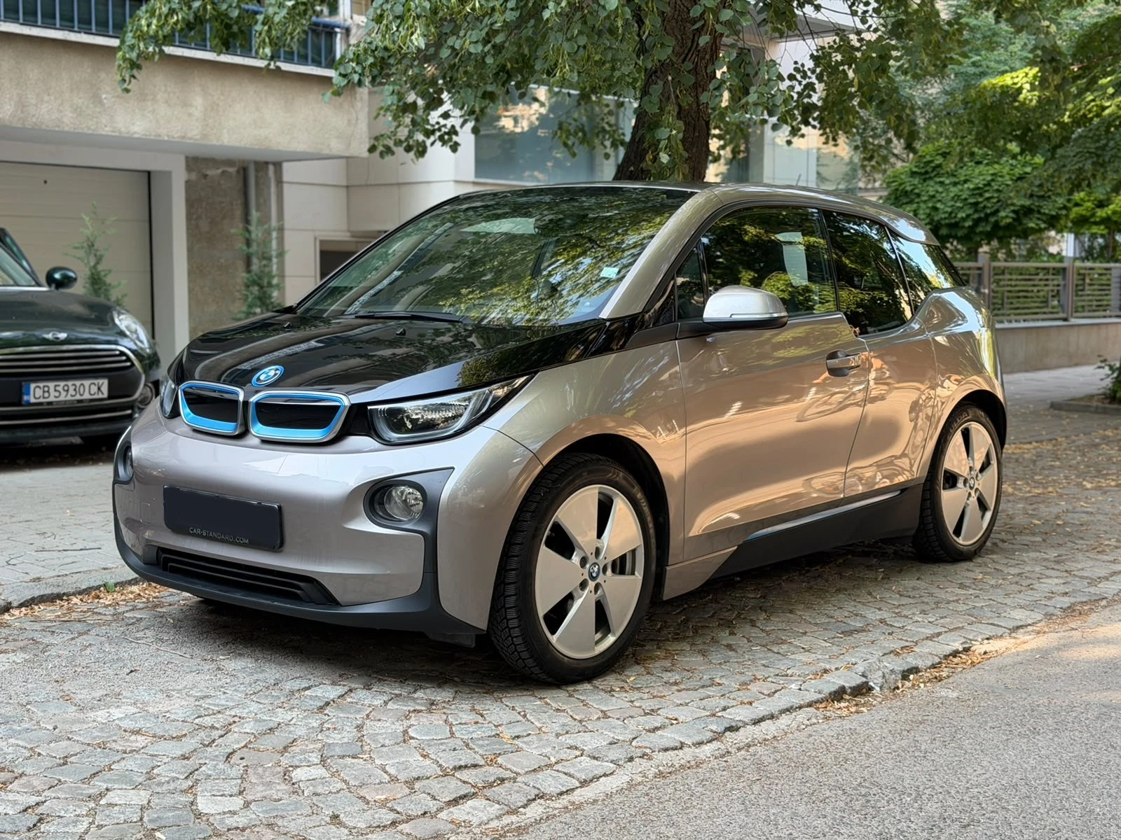 BMW i3 REX | Auto.bg — изображение 1 BMW i3 REX | Auto.bg — изображение 1