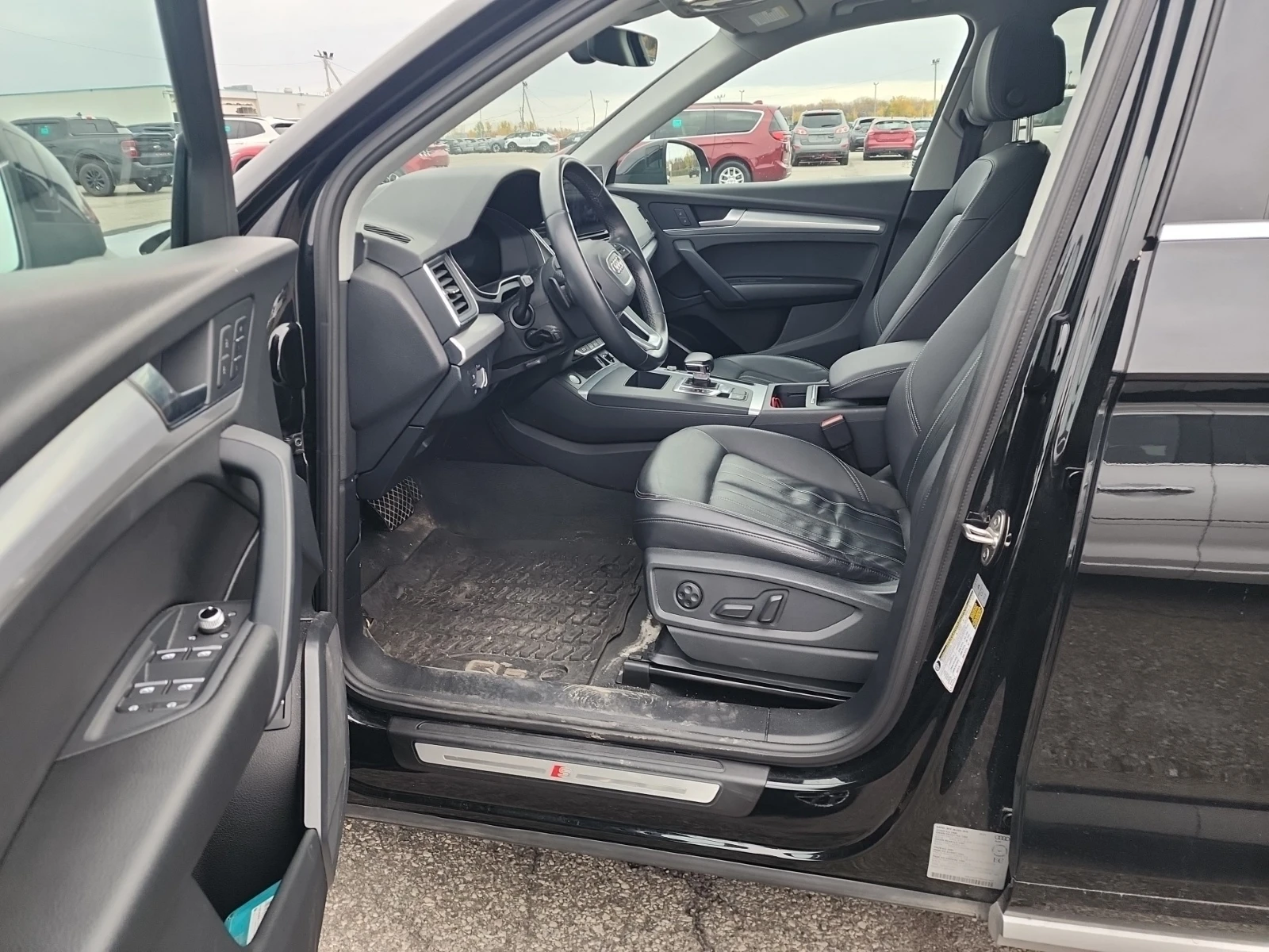 Audi Q5 * CARFAX * БЕЗ ПЪРВОНАЧАЛНА ВНОСКА - изображение 5 | Auto.bg Audi Q5 * CARFAX * БЕЗ ПЪРВОНАЧАЛНА ВНОСКА - изображение 5