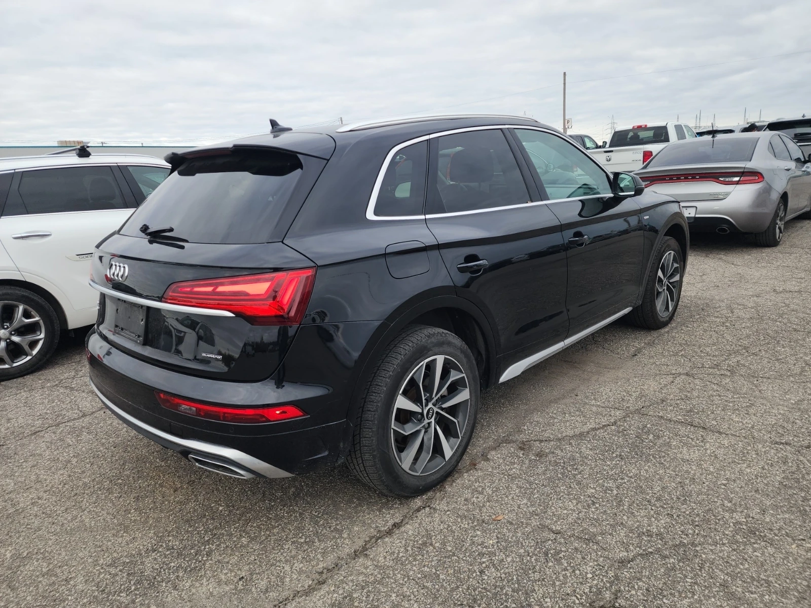 Audi Q5 * CARFAX * БЕЗ ПЪРВОНАЧАЛНА ВНОСКА - изображение 4 | Auto.bg Audi Q5 * CARFAX * БЕЗ ПЪРВОНАЧАЛНА ВНОСКА - изображение 4