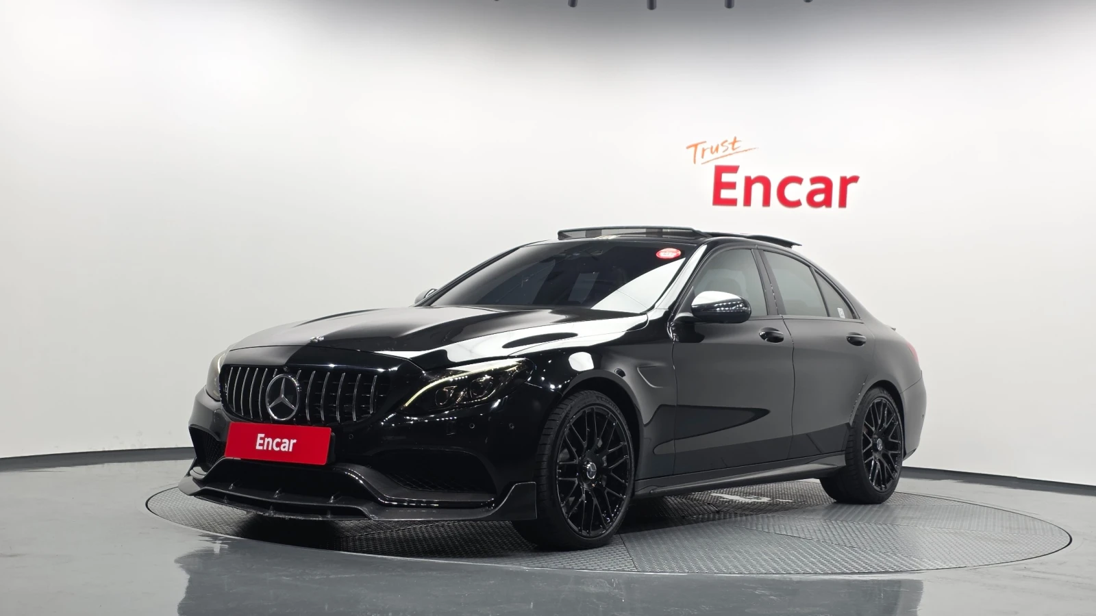 Mercedes-Benz C 63 AMG 4.0 V8 Biturbo | Auto.bg — изображение 1 Mercedes-Benz C 63 AMG 4.0 V8 Biturbo | Auto.bg — изображение 1