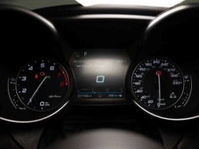 Alfa Romeo Giulia * 2.9 V6 Bi Turbo QUADRIFOGLIO| CARBON TRIM* АВТОК | Auto.bg — изображение 8 Alfa Romeo Giulia * 2.9 V6 Bi Turbo QUADRIFOGLIO| CARBON TRIM* АВТОК | Auto.bg — изображение 8