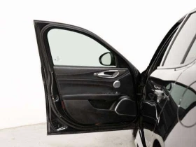 Alfa Romeo Giulia * 2.9 V6 Bi Turbo QUADRIFOGLIO| CARBON TRIM* АВТОК | Auto.bg — изображение 7 Alfa Romeo Giulia * 2.9 V6 Bi Turbo QUADRIFOGLIO| CARBON TRIM* АВТОК | Auto.bg — изображение 7