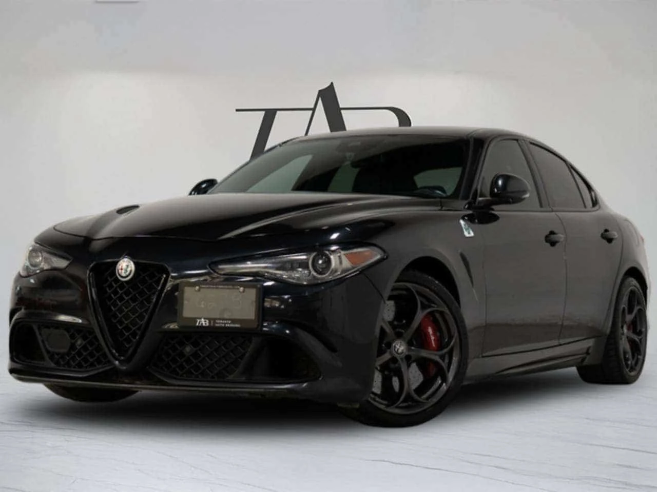 Alfa Romeo Giulia * 2.9 V6 Bi Turbo QUADRIFOGLIO| CARBON TRIM* АВТОК | Auto.bg — изображение 1 Alfa Romeo Giulia * 2.9 V6 Bi Turbo QUADRIFOGLIO| CARBON TRIM* АВТОК | Auto.bg — изображение 1