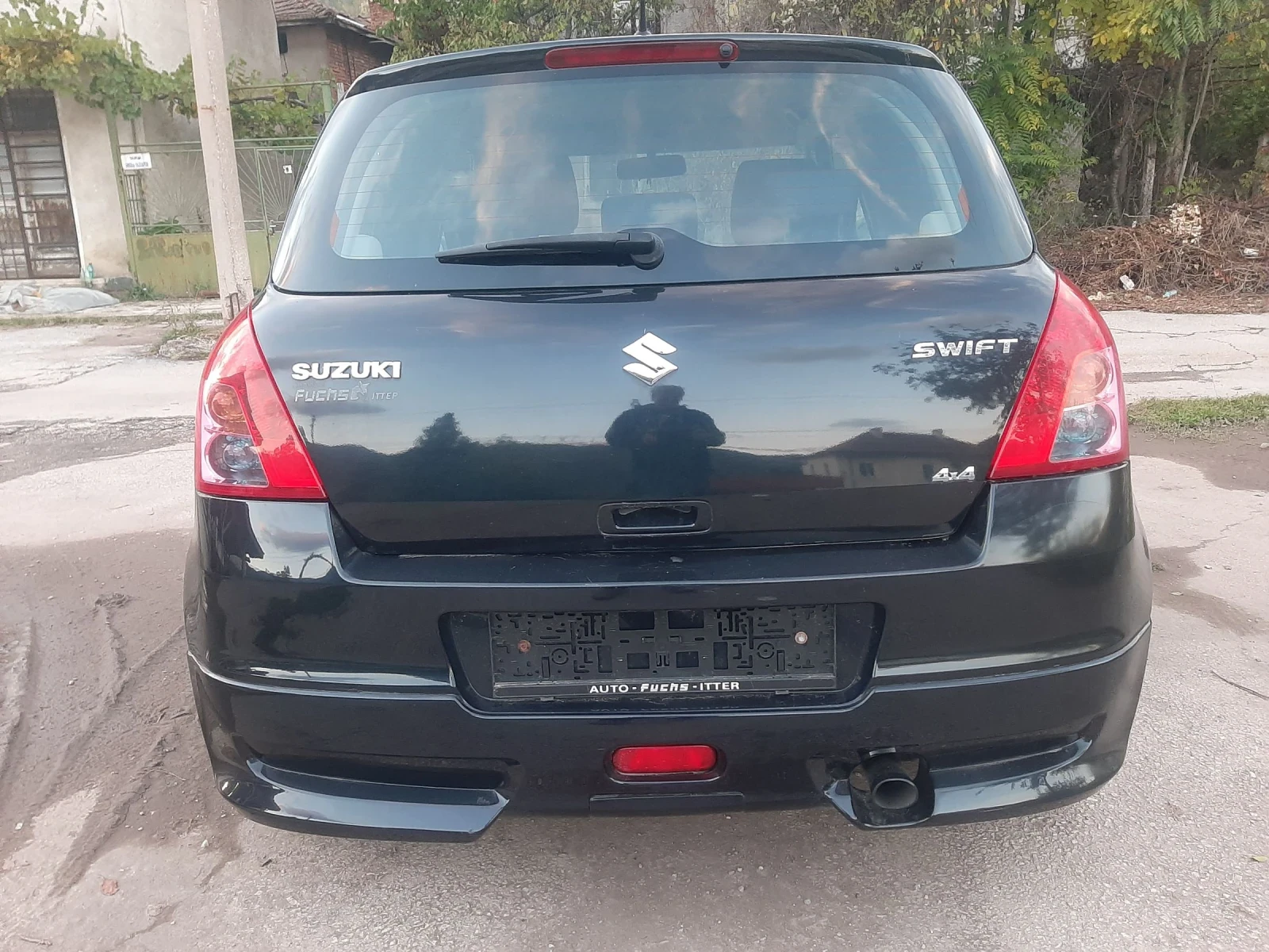 Suzuki Swift 1.3i 4x4 KLIMA FEIS - изображение 3 | Auto.bg Suzuki Swift 1.3i 4x4 KLIMA FEIS - изображение 3