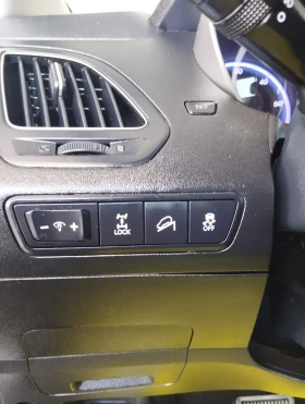 Hyundai IX35 АВТОМАТИК 4X4 ДИЗЕЛ 2.0 184к.с.НАВИГАЦИЯ KEYLESS - 7750 € / 15157.68 лв. - 93227198 8 | Car24.bg Hyundai IX35 АВТОМАТИК 4X4 ДИЗЕЛ 2.0 184к.с.НАВИГАЦИЯ KEYLESS - 7750 € / 15157.68 лв. - 93227198 8