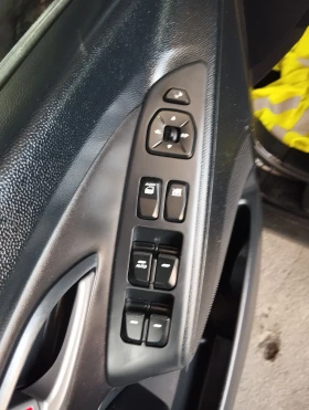 Hyundai IX35 АВТОМАТИК 4X4 ДИЗЕЛ 2.0 184к.с.НАВИГАЦИЯ KEYLESS - 7750 € / 15157.68 лв. - 93227198 9 | Car24.bg Hyundai IX35 АВТОМАТИК 4X4 ДИЗЕЛ 2.0 184к.с.НАВИГАЦИЯ KEYLESS - 7750 € / 15157.68 лв. - 93227198 9
