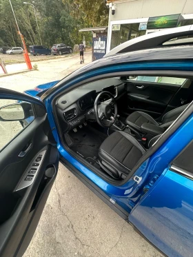 Kia Stonic GT-line Бензин електрическа - 13900 € / 27186.04 лв. - 83903491 3 | Car24.bg Kia Stonic GT-line Бензин електрическа - 13900 € / 27186.04 лв. - 83903491 3
