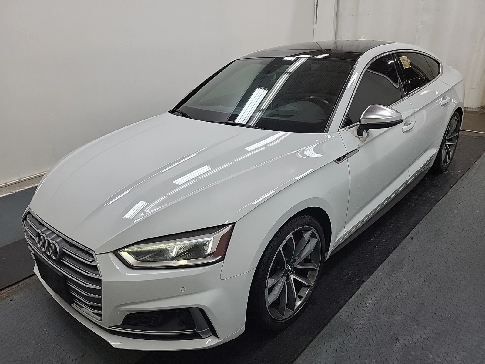 Audi S5 Technik * Blind Spot * CARFAX * АВТО КРЕДИТ * | Auto.bg — изображение 1 Audi S5 Technik * Blind Spot * CARFAX * АВТО КРЕДИТ * | Auto.bg — изображение 1