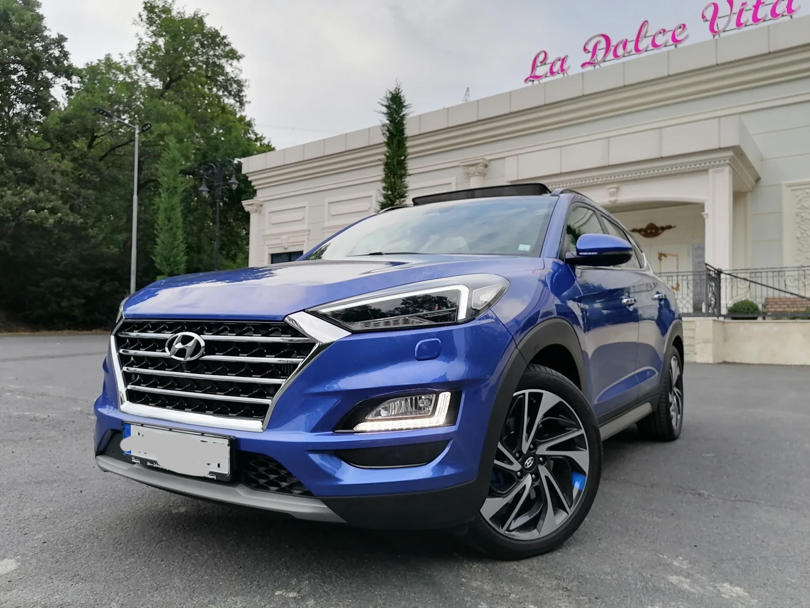 Hyundai Tucson 2.0CRDI* Premium* 4х4* 185кс* Пано* Германия | Auto.bg — изображение 1 Hyundai Tucson 2.0CRDI* Premium* 4х4* 185кс* Пано* Германия | Auto.bg — изображение 1