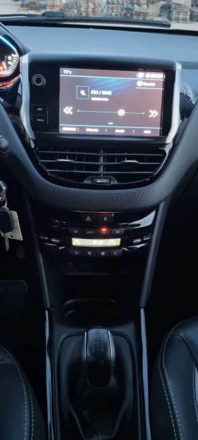 Peugeot 2008 1.6 Blue HDI Allure - 16000 лв. / 8180.67 € - 49713395 15 | Car24.bg Peugeot 2008 1.6 Blue HDI Allure - 16000 лв. / 8180.67 € - 49713395 15