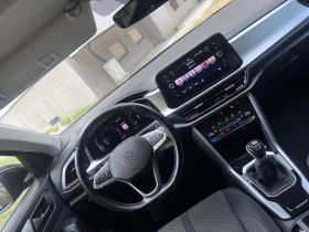 VW T-Roc 2.0 TDI SCR R-Line 46хил км | Auto.bg — изображение 12 VW T-Roc 2.0 TDI SCR R-Line 46хил км | Auto.bg — изображение 12